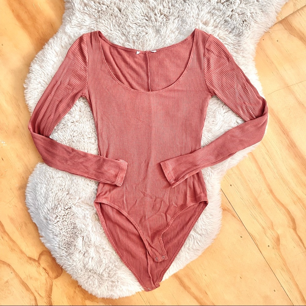Forever 21 Ribbed Long-Sleeve Bodysuit